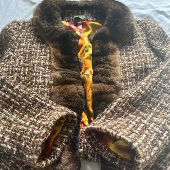 Vintage Cynthia Rose tweeted blazer jacket with mink fur trim. - Picture 2 of 10